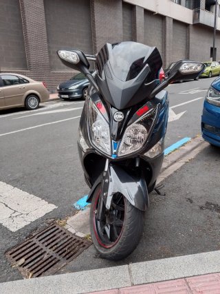 Scooter SYM Joymax 125cc Negra