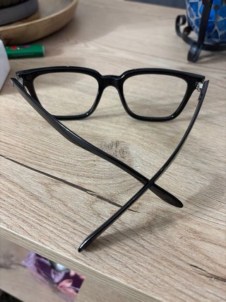 Montura de gafas negra