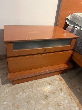 Cama, Colchón, cabecera y Mesitas de Noche