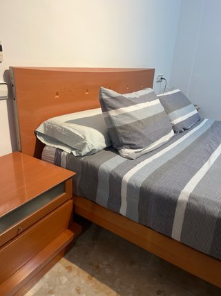 Cama, Colchón, cabecera y Mesitas de Noche