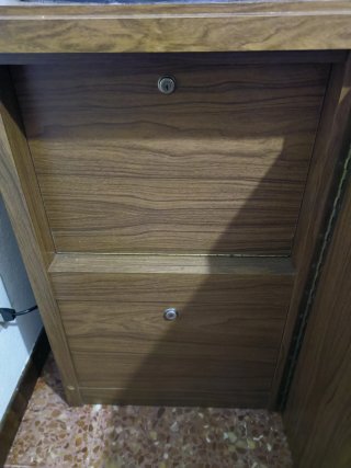 Mueble con caja fuerte