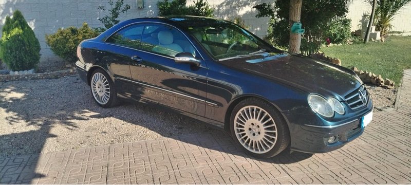 Mercedes-Benz  CLK 320 Cdi Avantgarde - foto 1