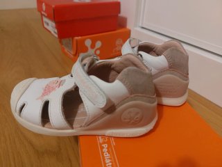 Sandalias Biomecanics Niña Talla 23