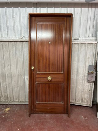 Puerta blindada Sapelli