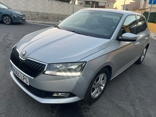 Alquiler de coches y furgonetas desde 19€/dia