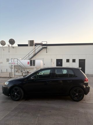 Volkswagen Golf 6 VI 2.0 tdi 140 cv