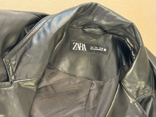 Abrigo largo Zara Talla L