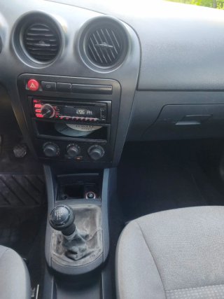 SEAT Ibiza 2004