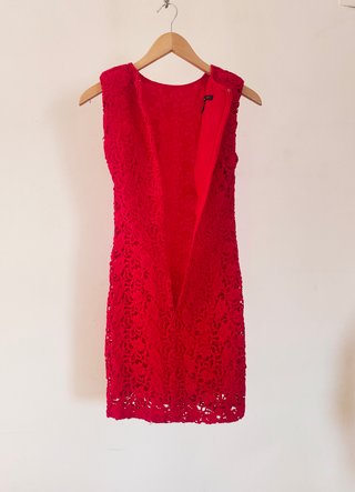 Vestido Mango Rojo Encaje Floral Midi Elegante