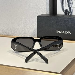 Gafas de sol Prada negras