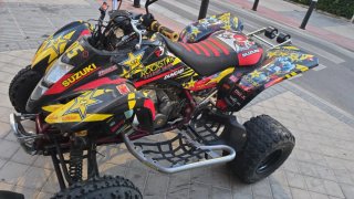 Suzuki LTZ 400 Black Edition