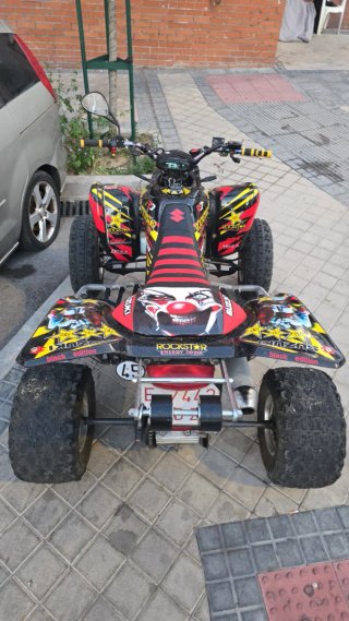 Suzuki LTZ 400 Black Edition