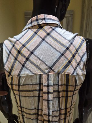 Blusa/camisa cuadros sin mangas M