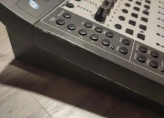 AVID  COMMAND 8 controladora Midi Pro Tools