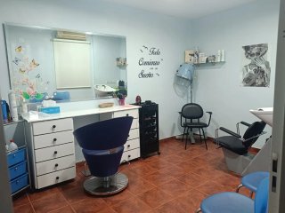Mobiliario y equipo peluquería