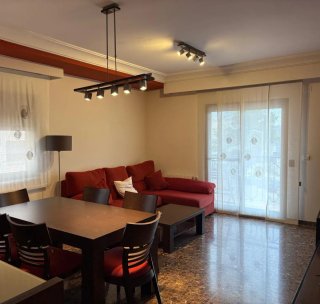 Salón completo: Mueble TV, mesa, sillas