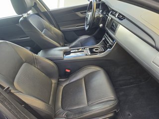 Jaguar XF 2016