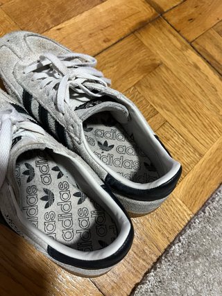 Scarpe Adidas Spezial Unisex grigie e nere 37