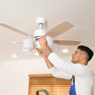 Instalación Lámpara Ventilador de Techo Barcelona