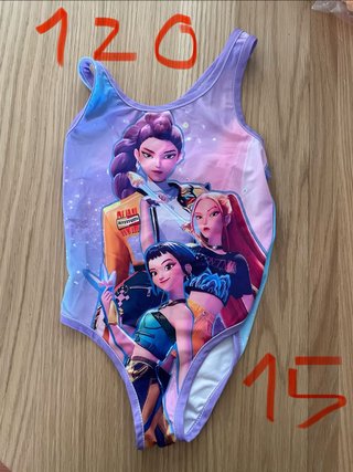 Traje de baño Huntrix Talla 120