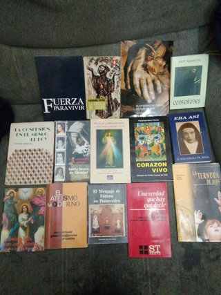 Vendo libros de ámbito religioso