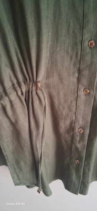 Camisa sahariana de lino verde caqui