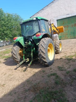 Tractor John Deere 6120