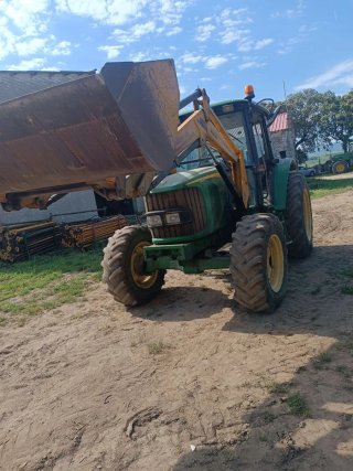Tractor John Deere 6120