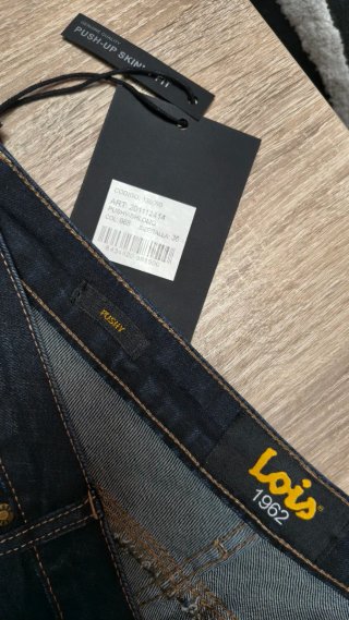 Pantalón Lois modelo Pushy nuevo a estrenar
