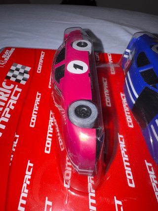 Ford Fusion Scalextric Compact Pack 1:43