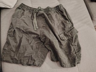 Pantalones cortos cargo verde oliva