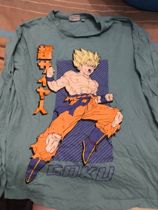 Camiseta Goku Talla 13-14 Años