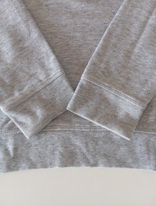Sudadera Levi's Gris Logo Estampado Talla M