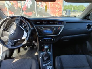 Toyota Auris 2014