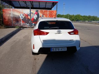 Toyota Auris 2014