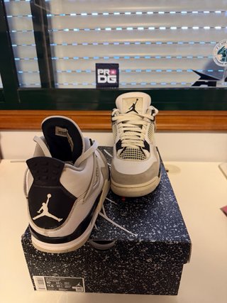 Tenis Jordan 4 Military