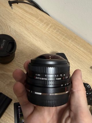 Fujifilm X-S20 con 4 objetivos y baterías