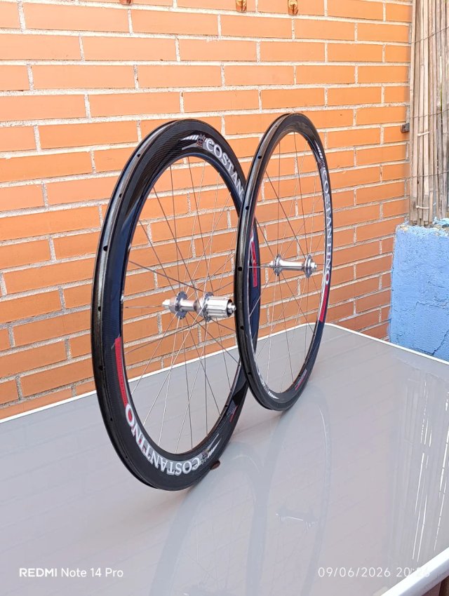 Llantas CARBONO COSTANTINO 9X100/9x130mm DURA ACE