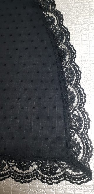Mantilla Negra Encaje Media Luna