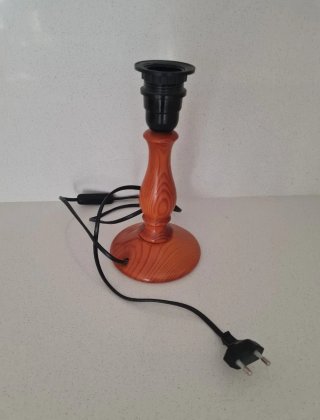 Pie de lámpara madera provenzal