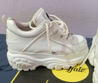Zapatillas Buffalo Piel Blancas
