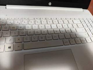 Portátil HP 15s i7 16GB RAM 512GB SSD Blanco