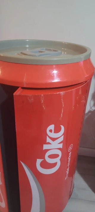 Cadena de música Lata Coca Cola