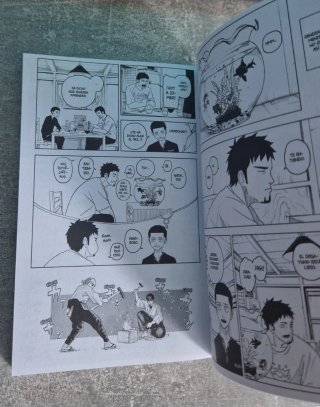 Kagurabachi nº 01 y Kaiju No.8 n° 10