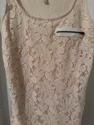 Camiseta tirantes encaje beige