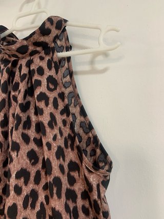 Top halter leopardo SHEIN espalda abierta Talla S
