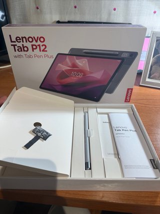 Lenovo Tab P12 con Tab Pen Plus