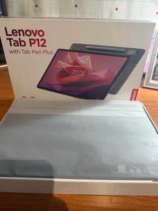 Lenovo Tab P12 con Tab Pen Plus