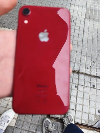 iPhone XR Apple rojo