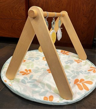 Gimnasio Bebé Madera con Arco y Colgantes